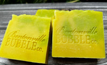 Load image into Gallery viewer, Kiwi Lemongrass
